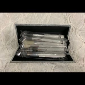 Jaclyn Hill master makeup brush collection
